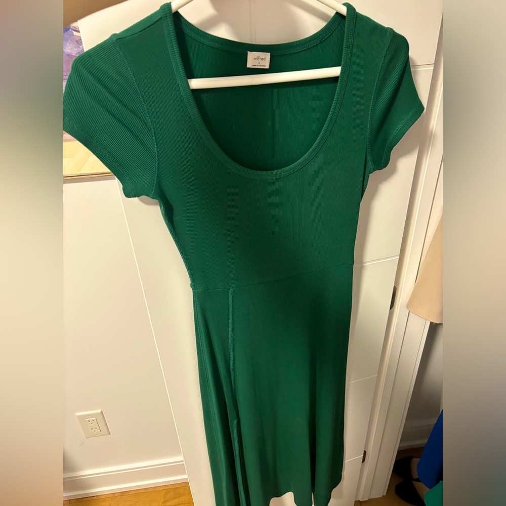 Free with purchase Wilfred green dress with leg slit